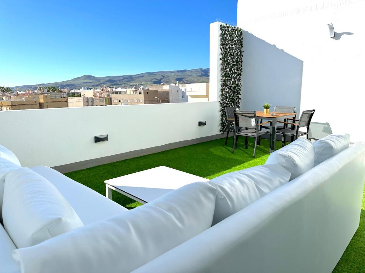Suites Verano Azul Castillo del Romeral Exterior foto